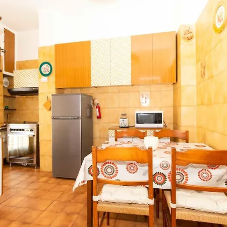 Borgo Crimea Roomy Apartment