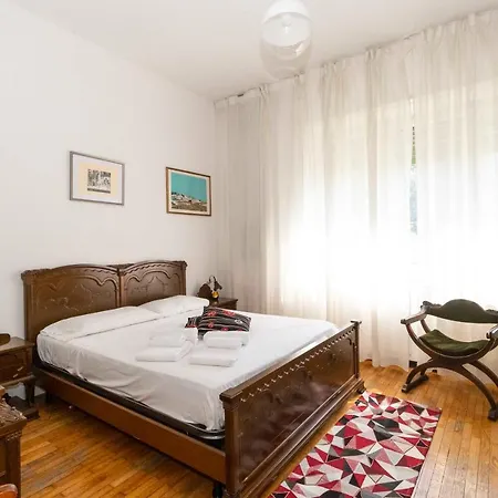 Apartman Borgo Crimea Roomy Apartment *