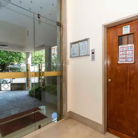 Borgo Crimea Roomy Apartment * Torino